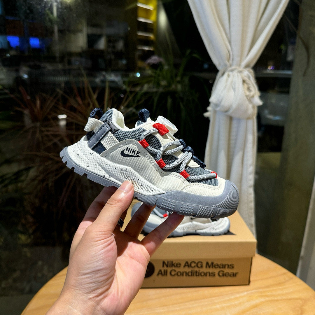 Nike ACG outdoor hiking shoes" gray"