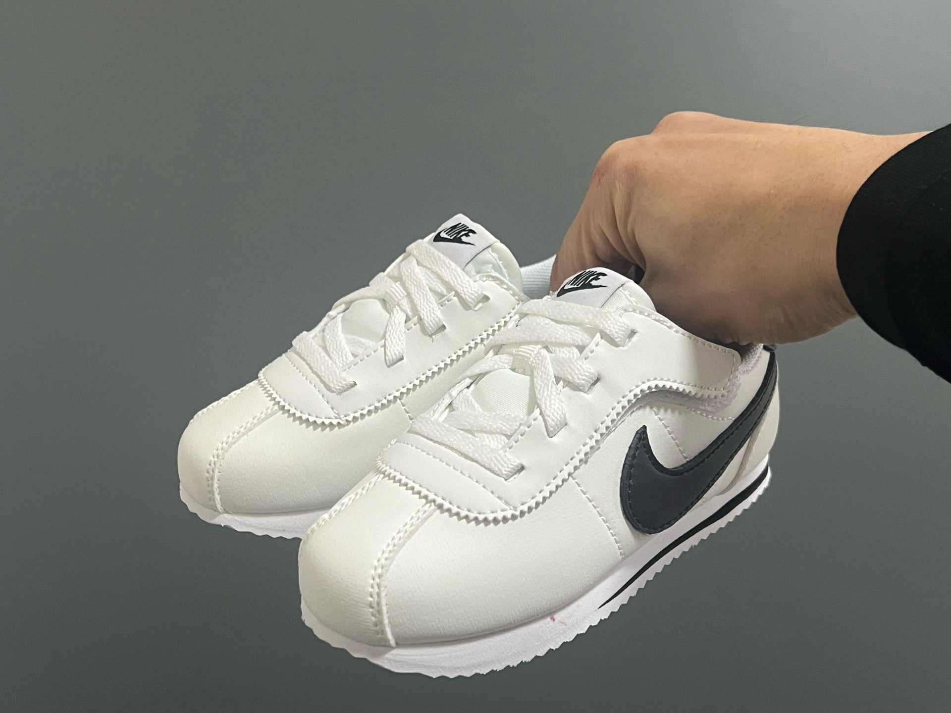 Nike Forrest Gump Classic Velcro Kids Shoes" white"