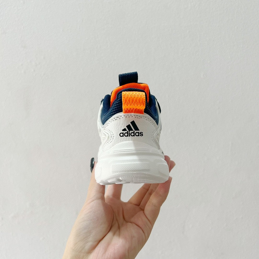 Trefoil rotating button children's shoes " white"
