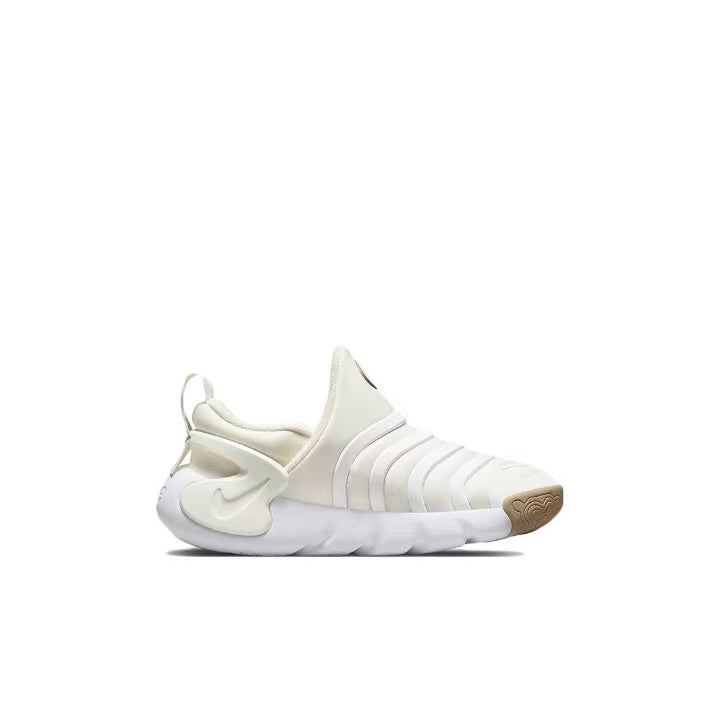 New Nike Caterpillar 3 children's shoes" white"