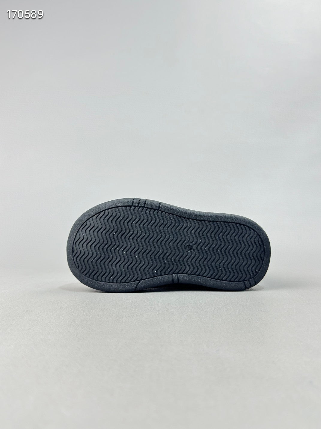 Adidas authentic ADIPUFF MID boys and girls warm" black"