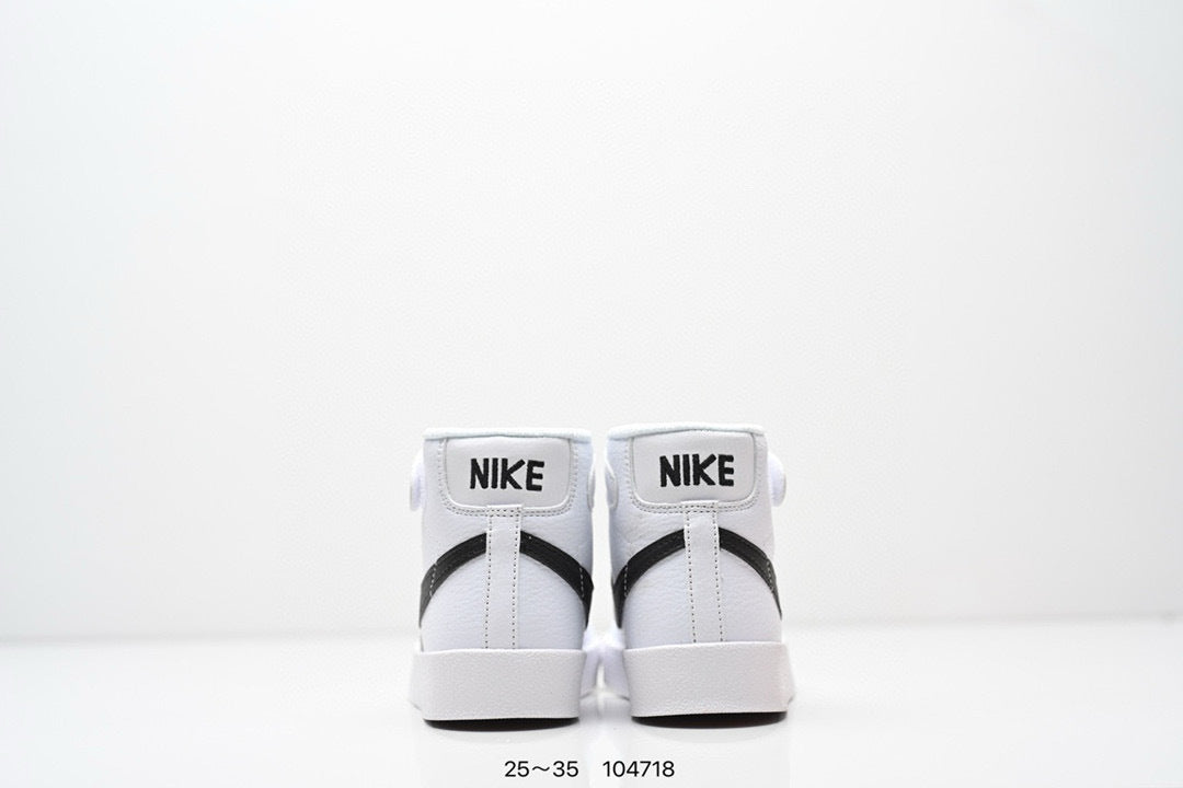Nike Trail Blazers High-Top Velcro Kids Shoes