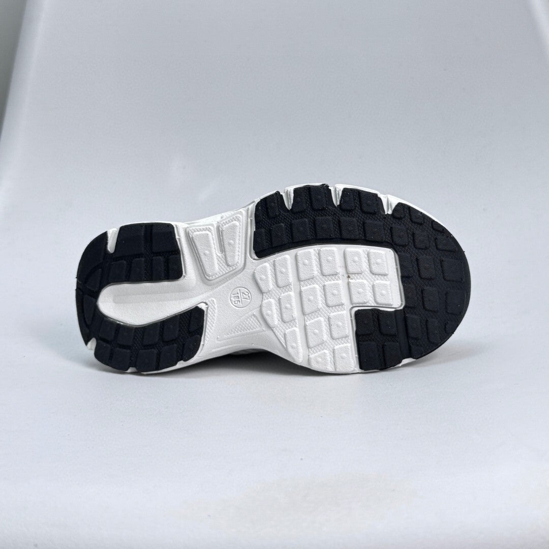 Nike Zoom V5 Retro Sneakers