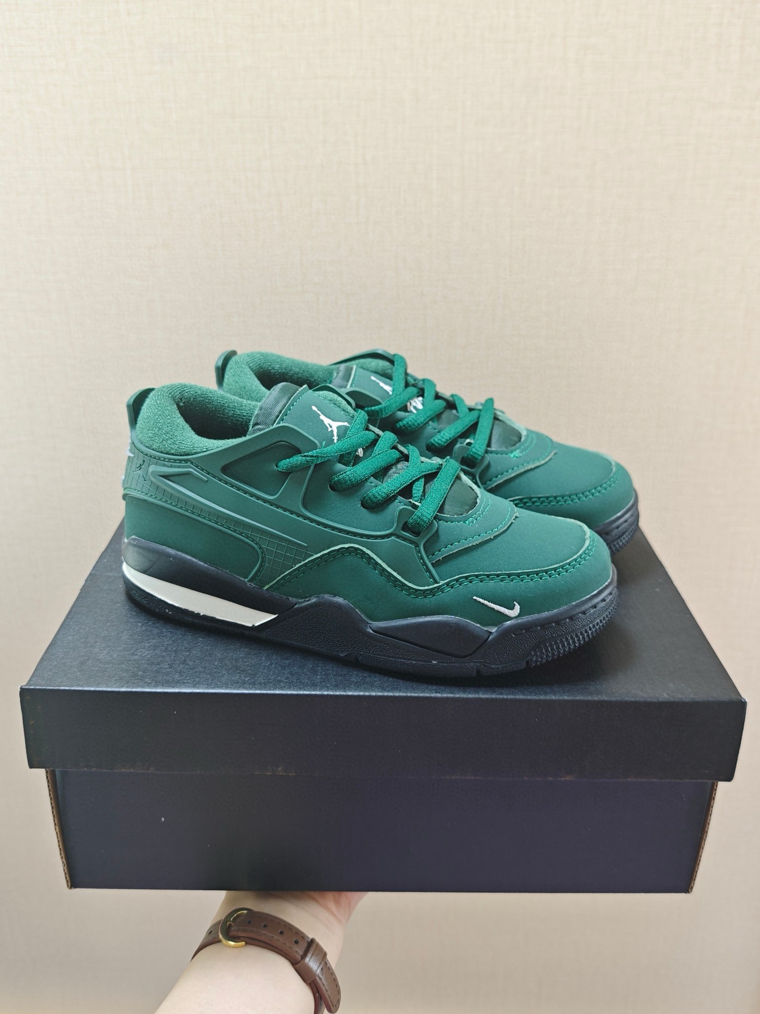 Jordan 4 Retro Sneakers " dark Green"