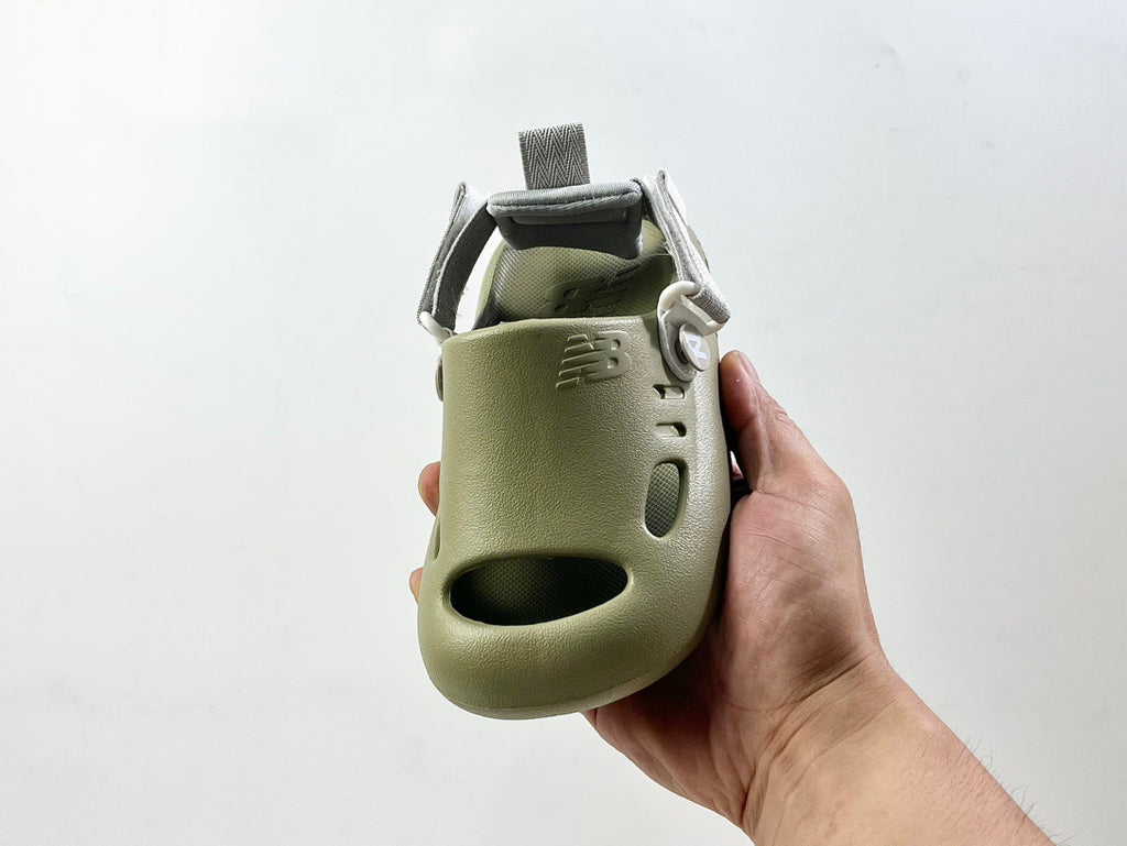 NB hole two-way sandals"olive"