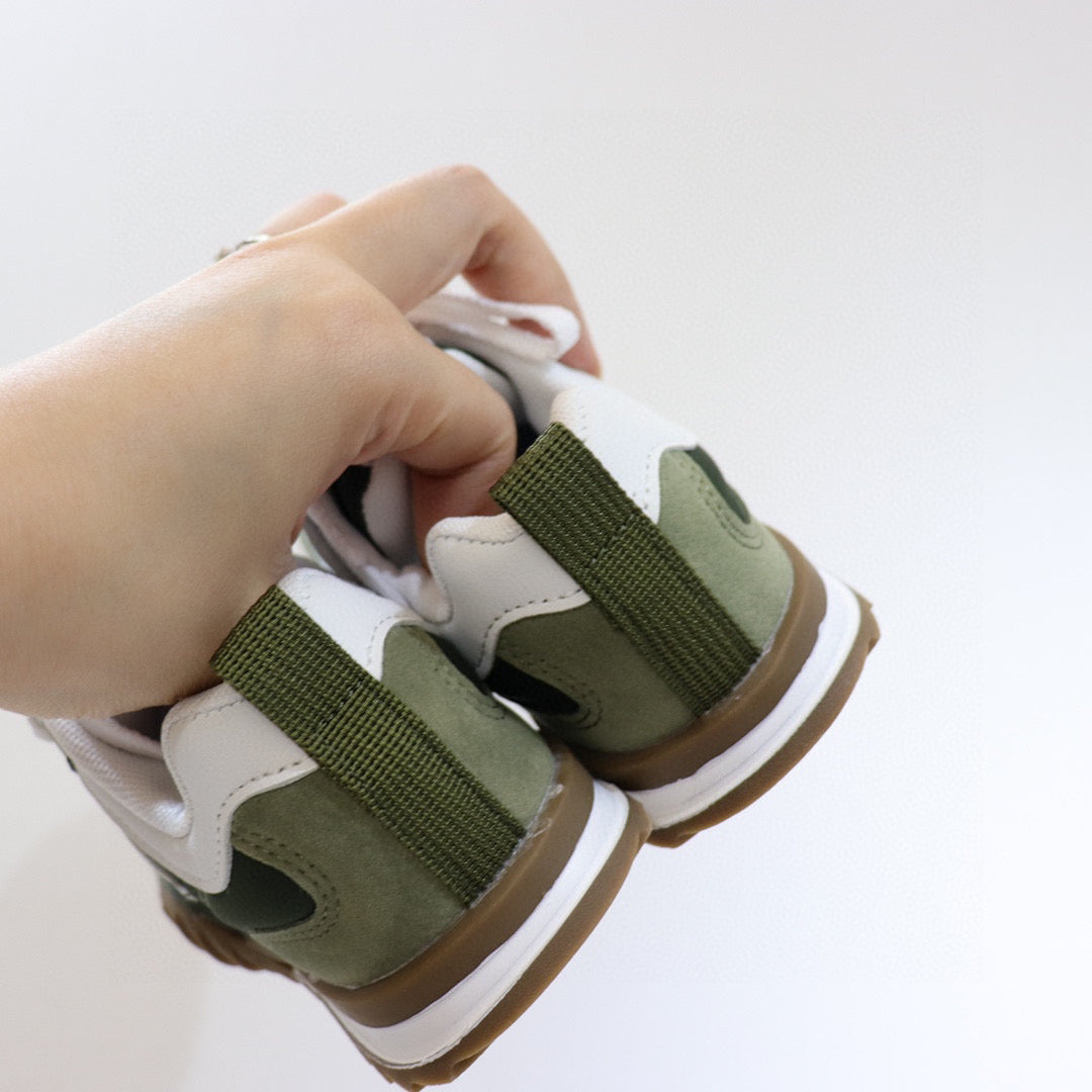 NB overseas version of the shoes" dark green"
