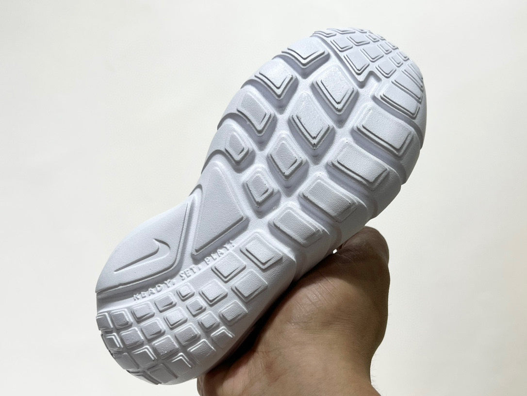 Nike's new barefoot slip" white"