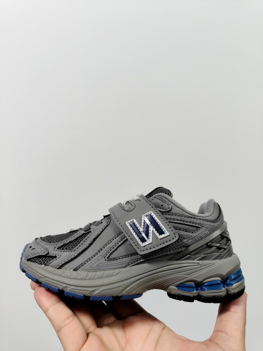 NB 1906 Velcro Kids Running Shoes" gray"