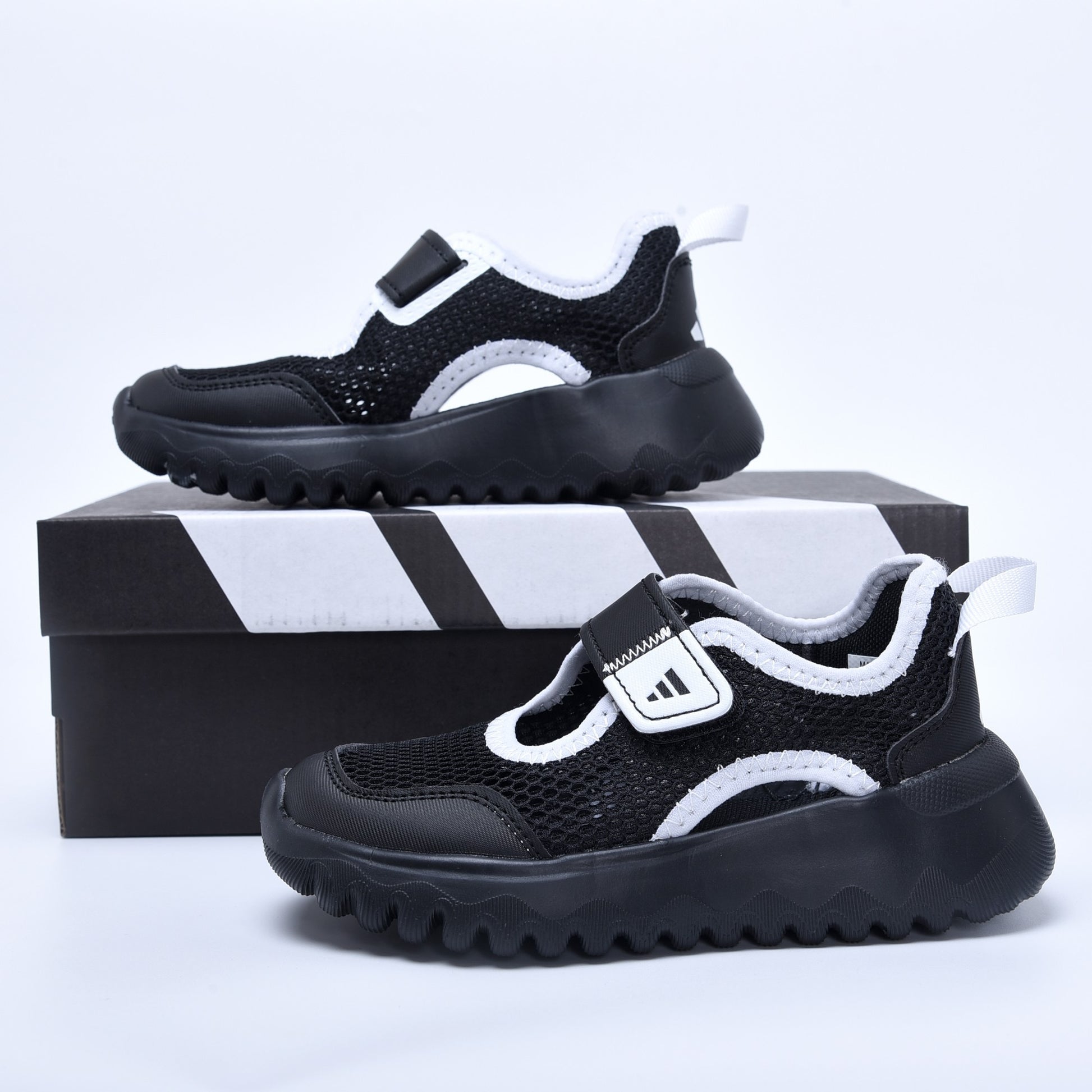 Adidas mesh single buckle sandals " Black and white"