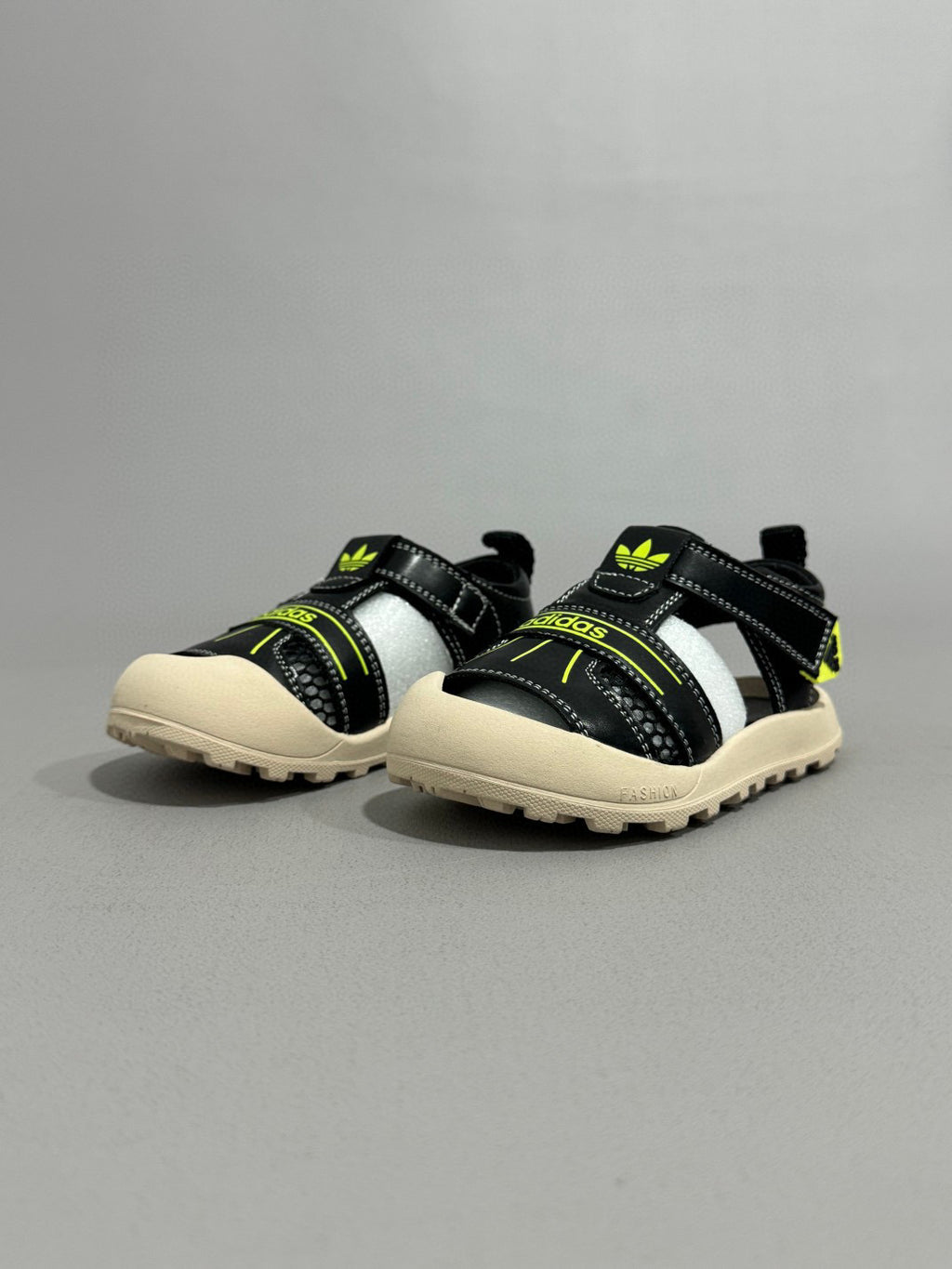 Adidas hollow Velcro sandals" black"