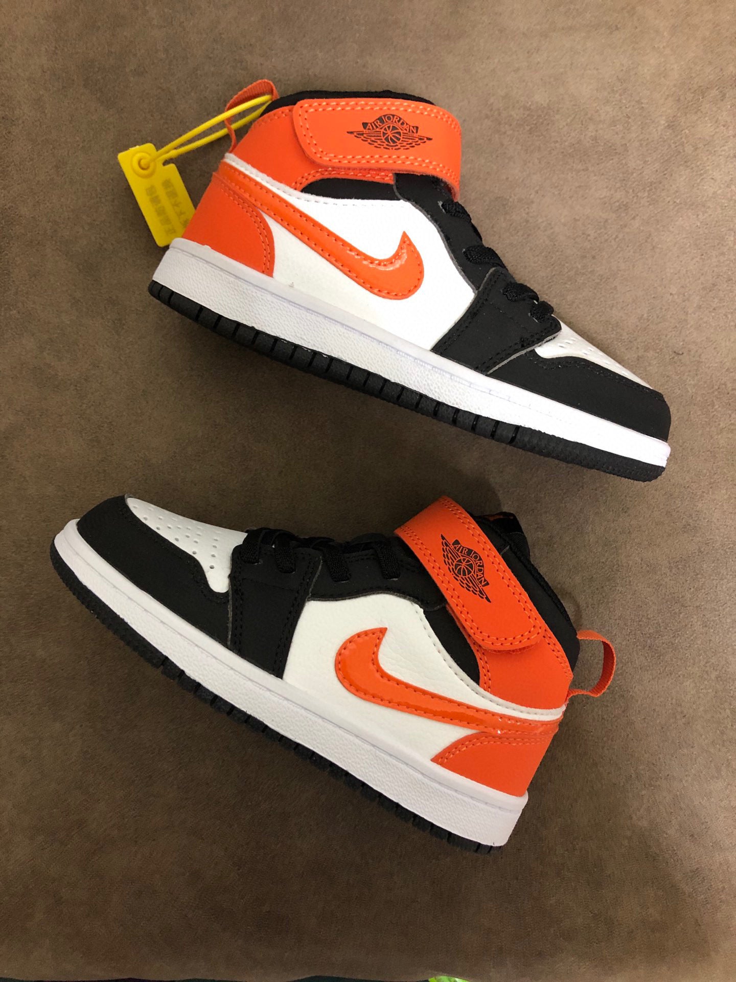 Joe's high-top Velcro children's shoes" red, white, black, orange"