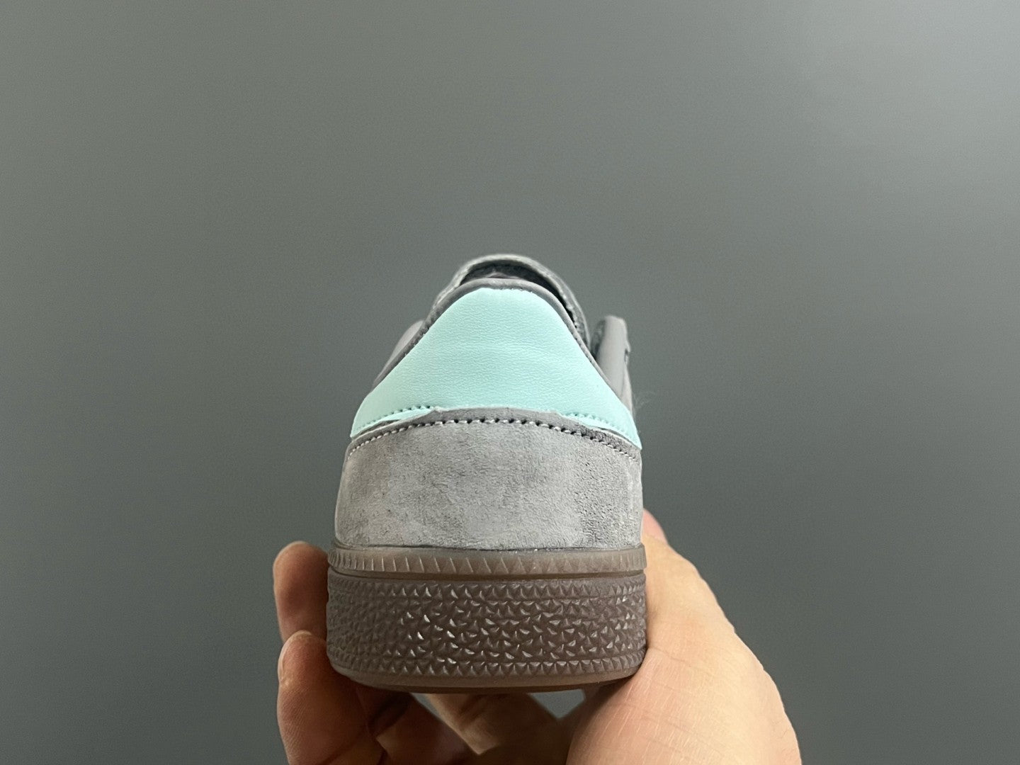 Adidas training 3 generation pig leather children's shoes" gray"