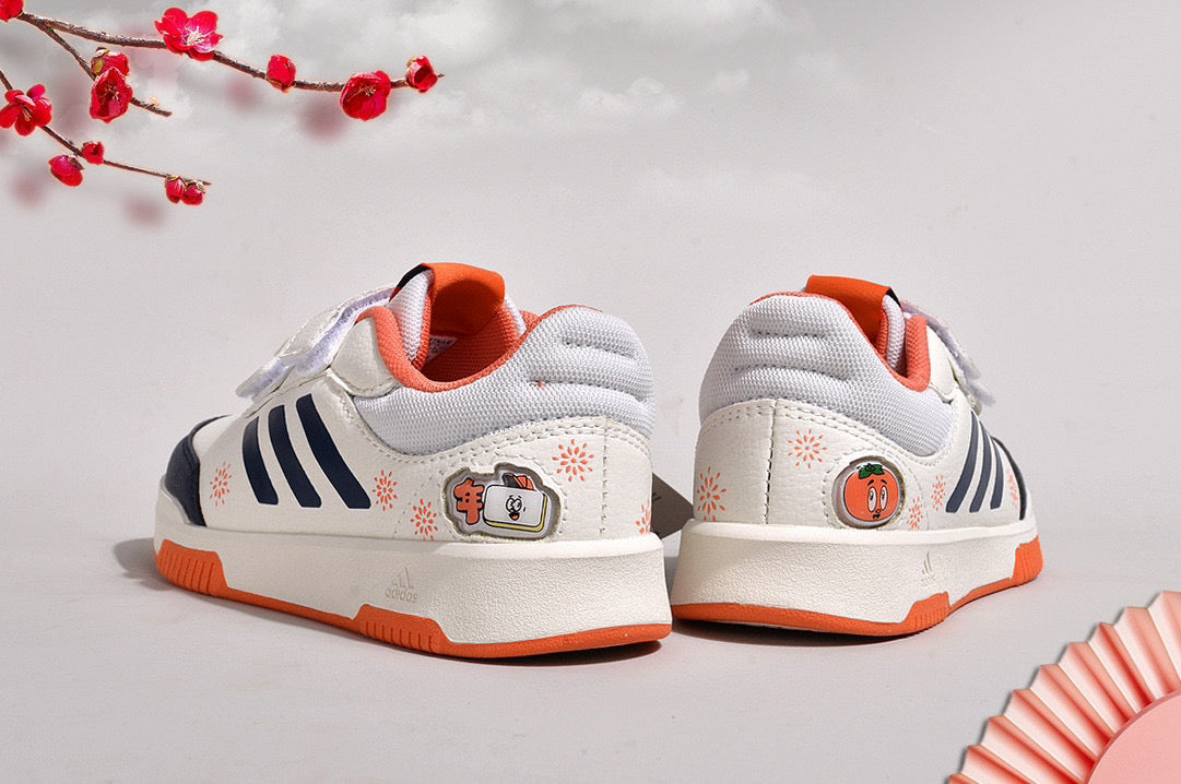 Adidas Velcro Sneakers" cream, navy"