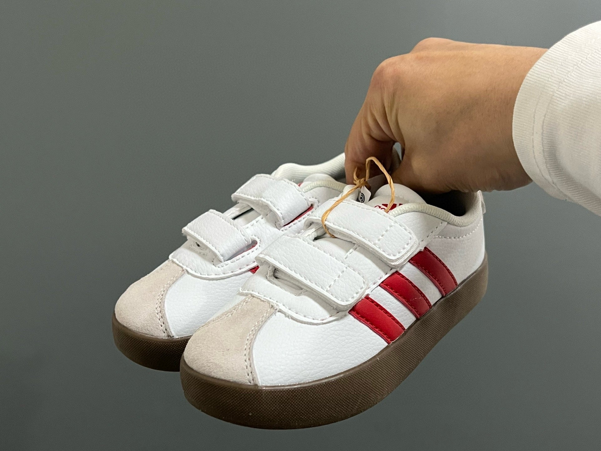 Adidas tennis shoes" white, red"