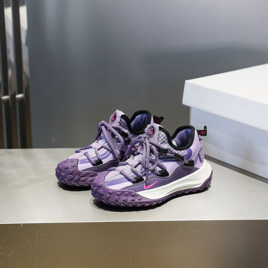 Nike ACG tire-soled hiking shoes " Purple"