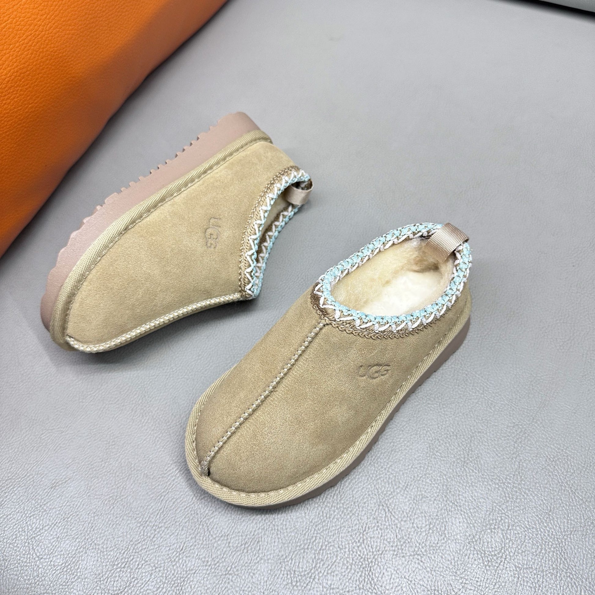 U-GG correct version" light beige"