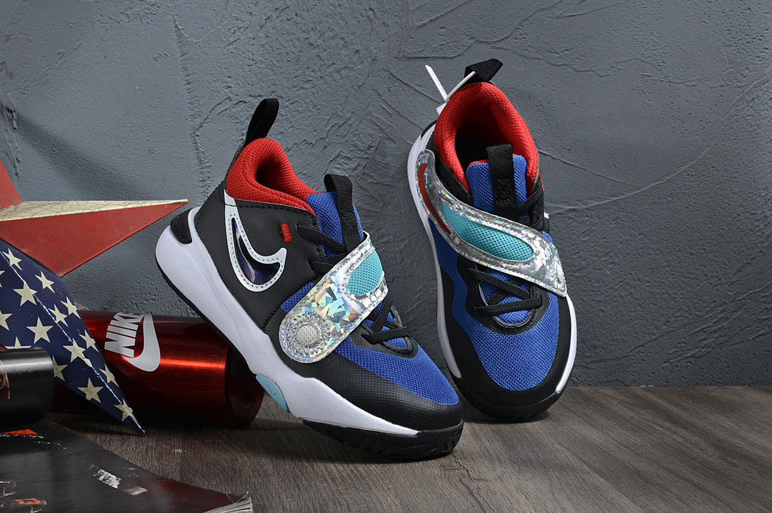 Nike's new UFO slip-on shoes for children" black"