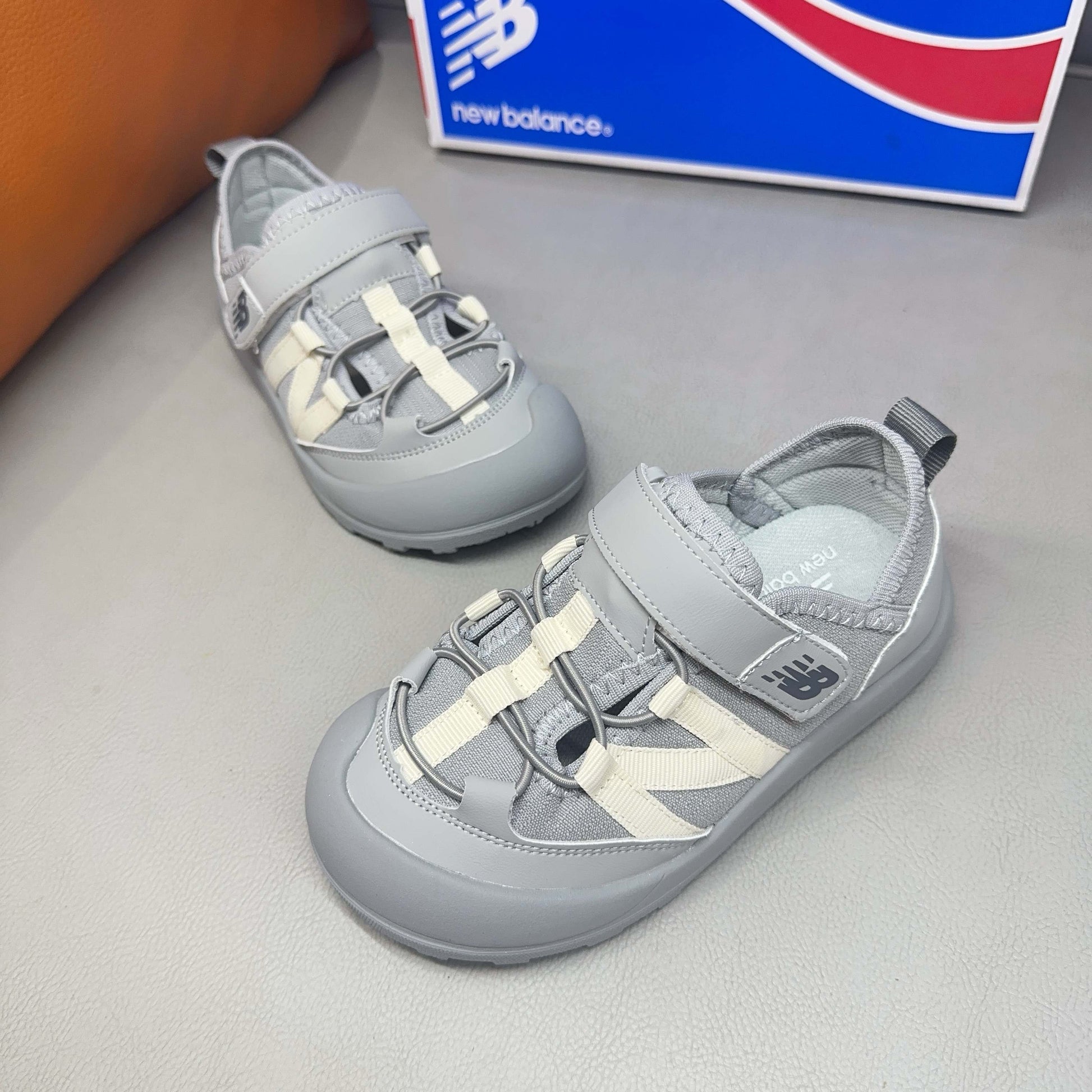 N3205 Velcro Sandals "light -grey "