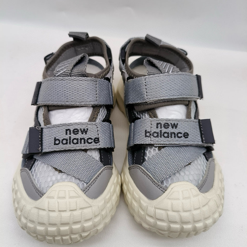 closed toe sandals" Gray"