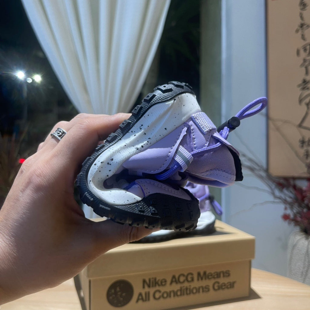 Nike ACG outdoor hiking shoes