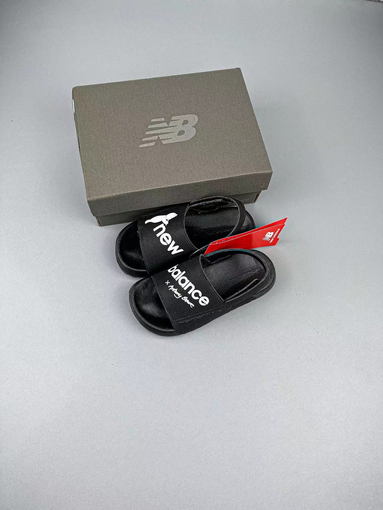 N large breasted sandals" black"