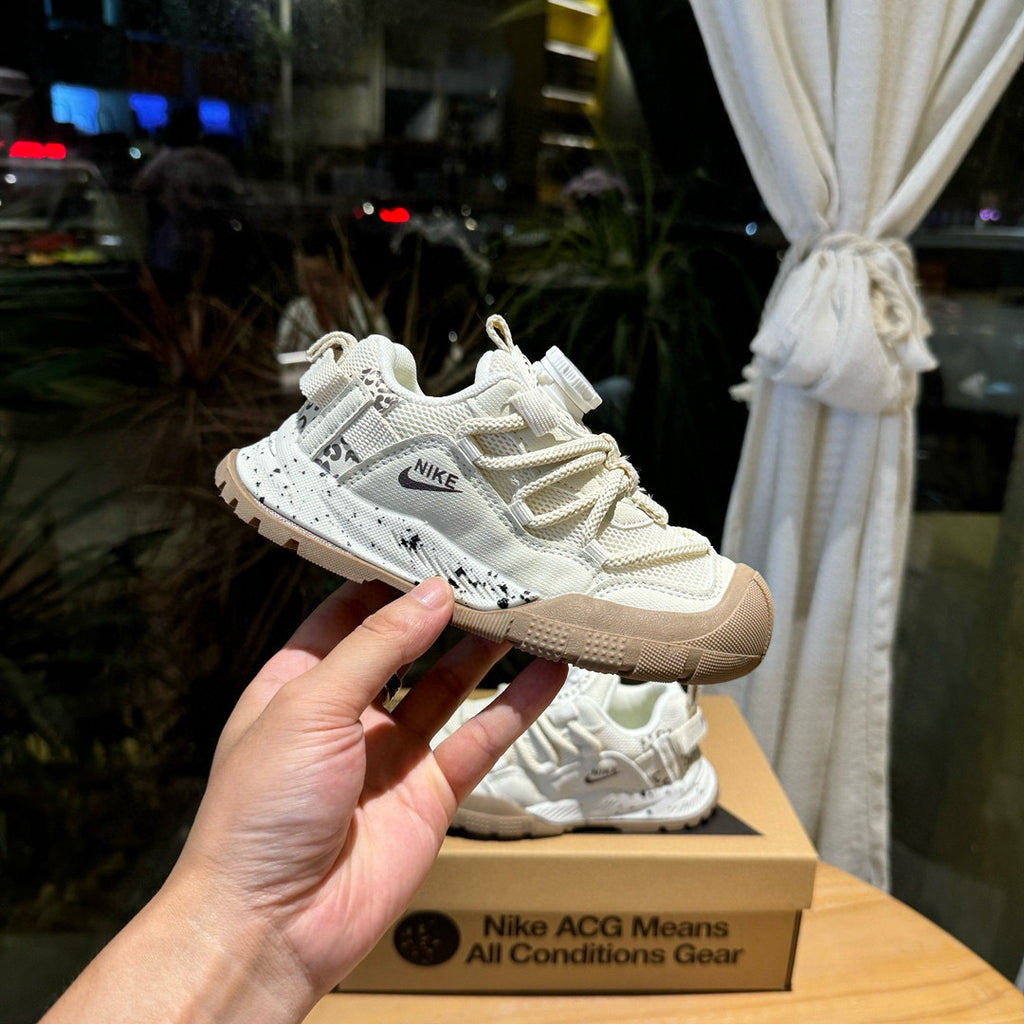 Nike ACG outdoor hiking shoes" white"