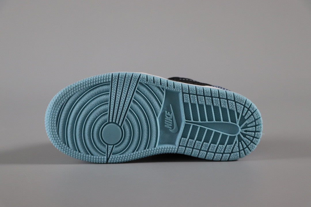 Jordan 1 Classic Kids Shoes" black, navy"