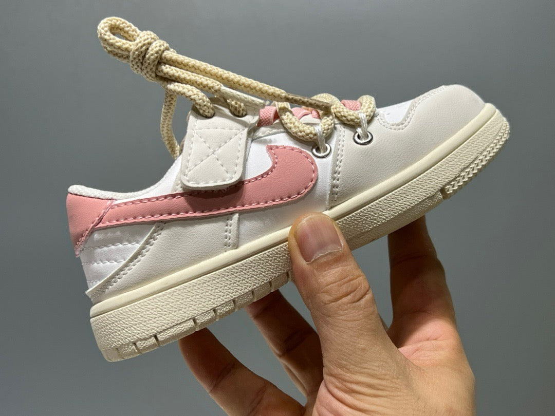 Nike low-top embroidered children's sneakers" gray, pink"