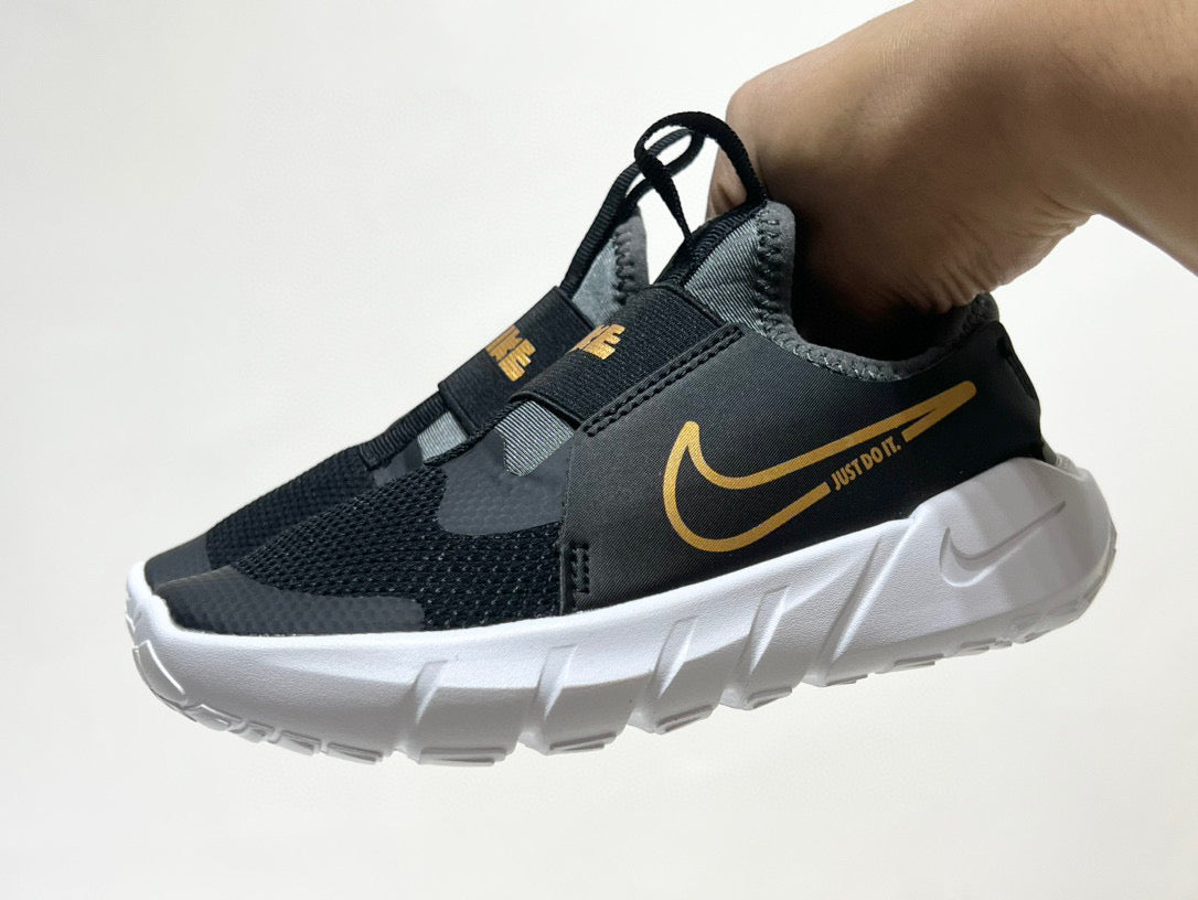 Nike's new barefoot slip" Black"