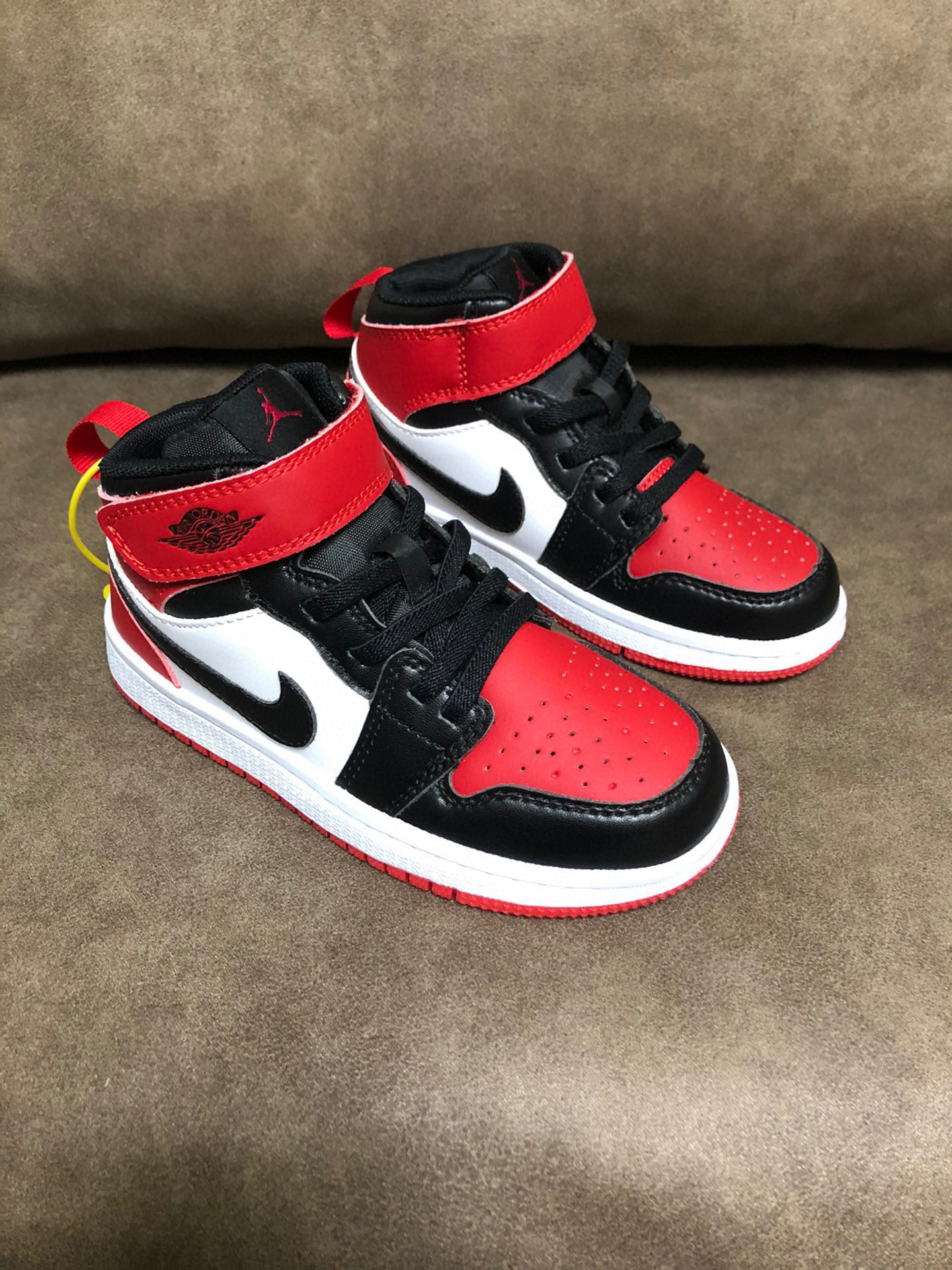 Joe's high-top Velcro children's shoes" red, white, black"