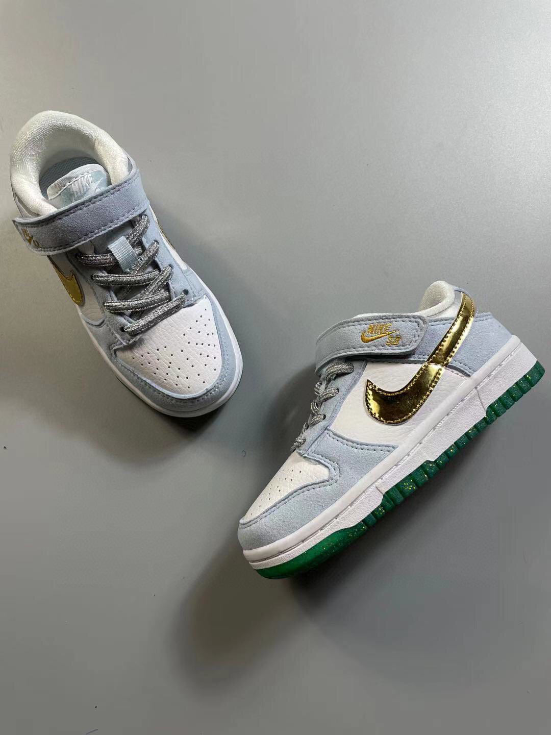 Nike SB single buckle sneakers" white, gray"