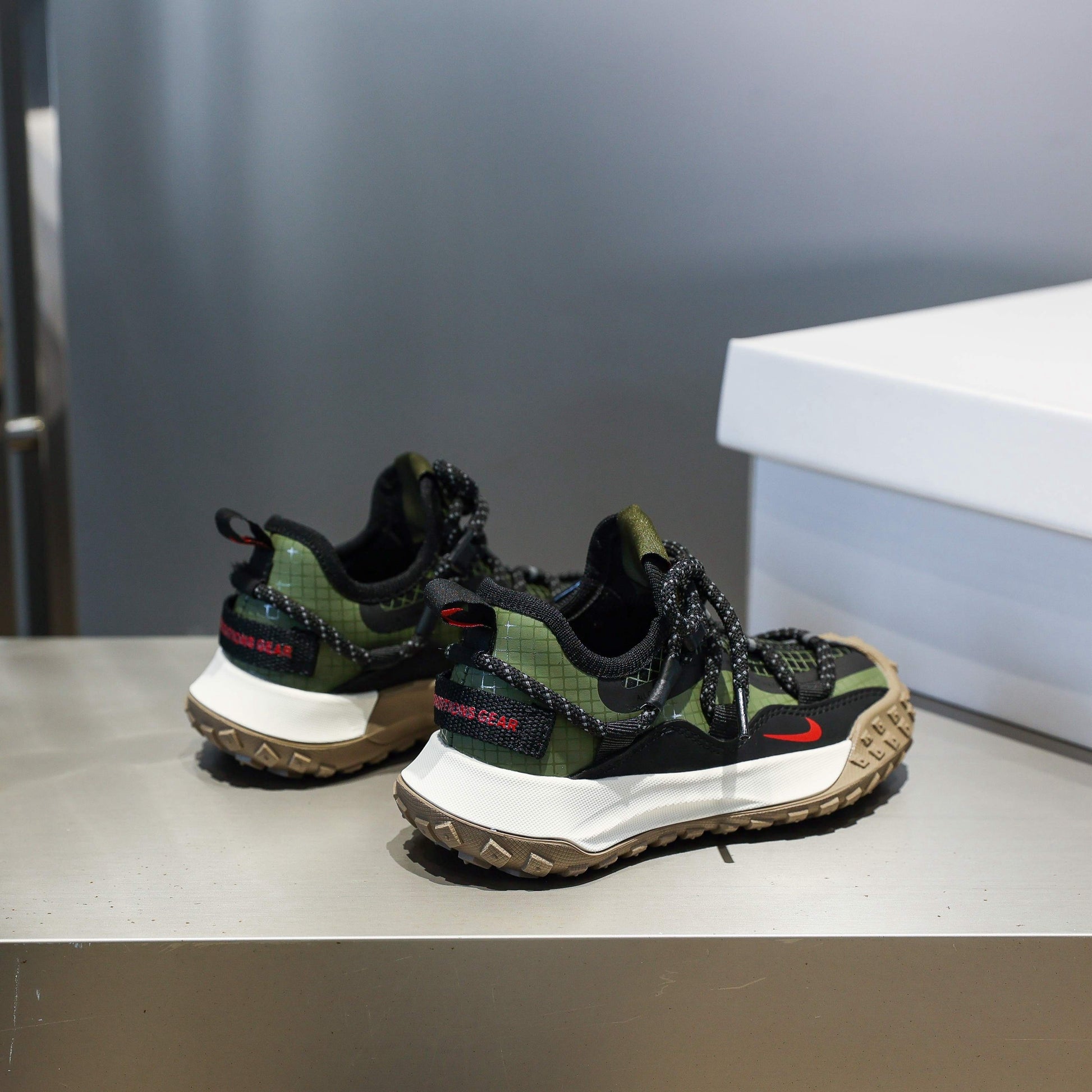 Nike ACG tire-soled hiking shoes