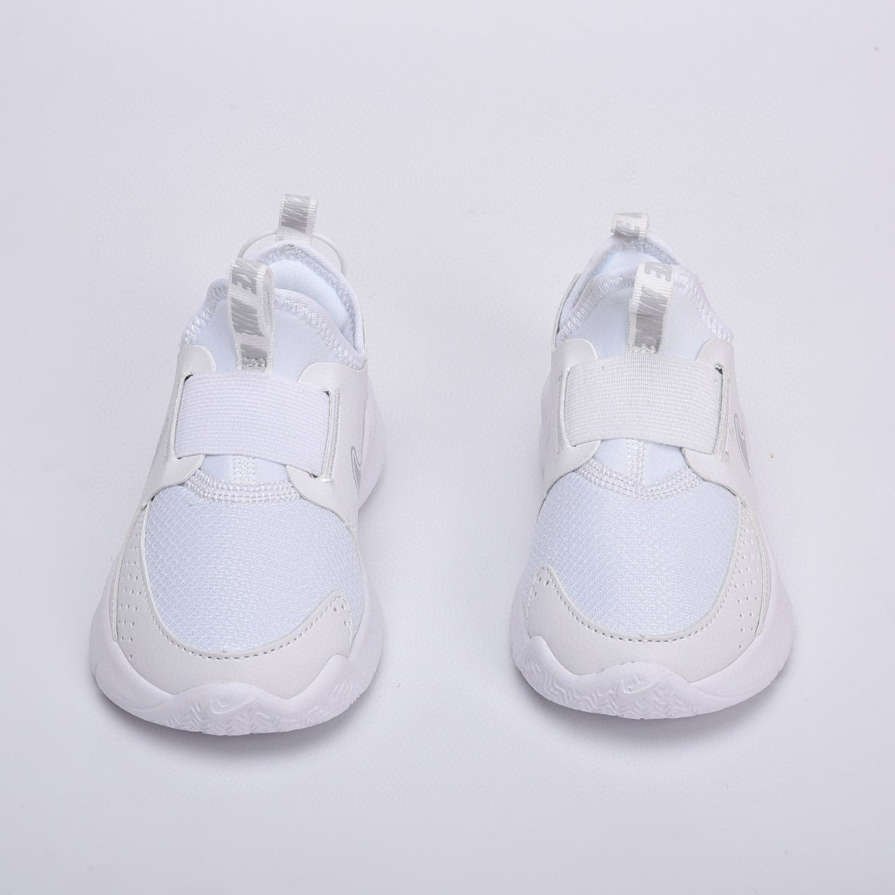 Nike slip-on running shoes" white"