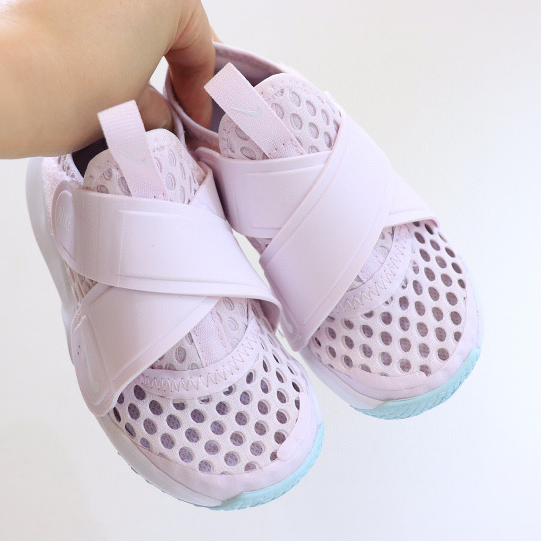 Nike Little UFO Large Mesh Velcro Children's Shoes" light pink"