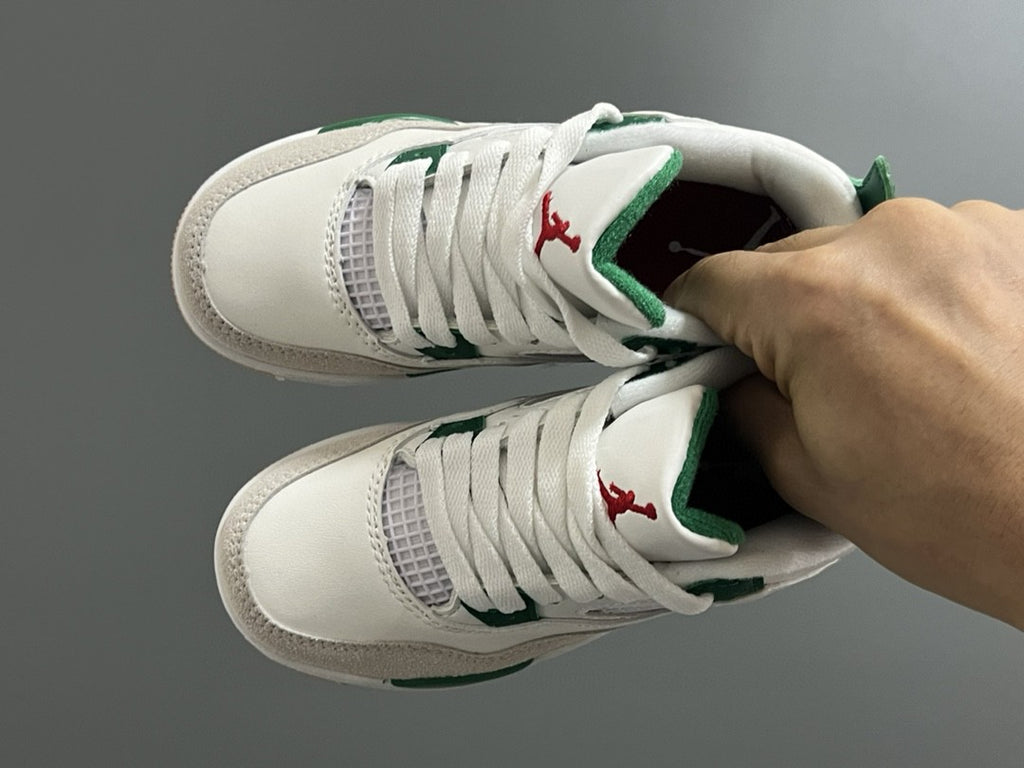 Joe 4 head level" white, green"