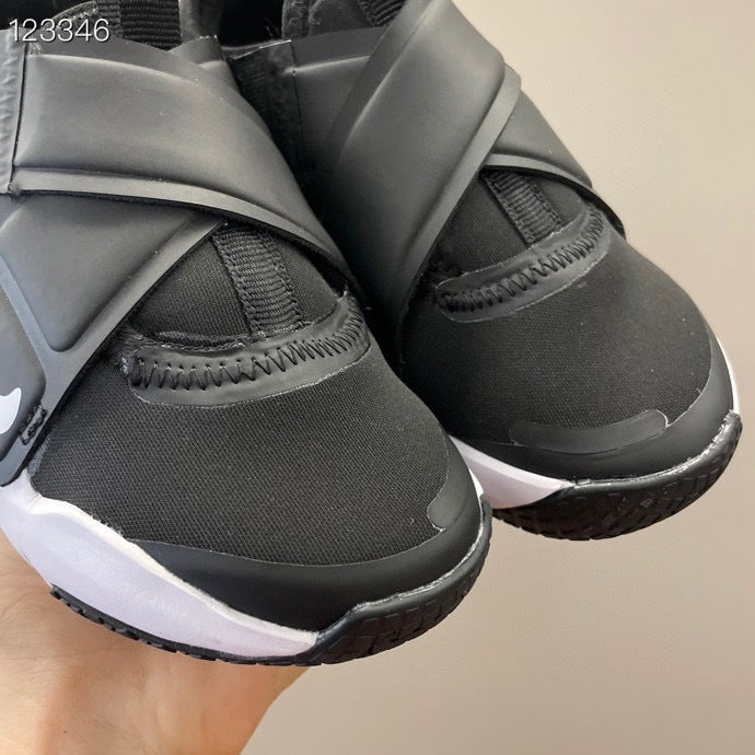 Nike Flying Saucer FA Cross Velcro" black"