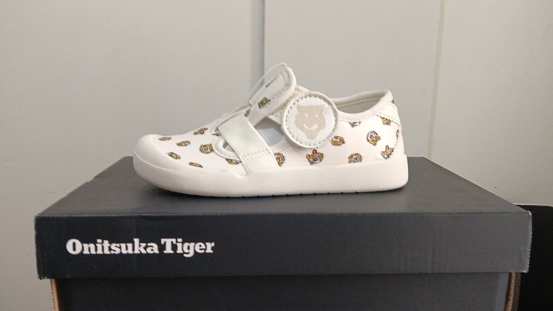 YSS  bread head sandals" cream"