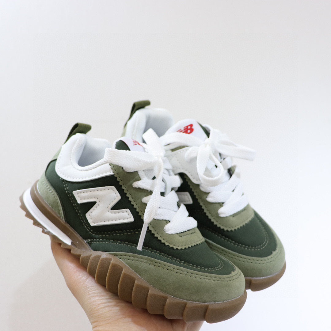 NB overseas version of the shoes" dark green"