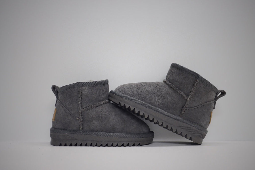 low-top UGG ankle boots" gray"