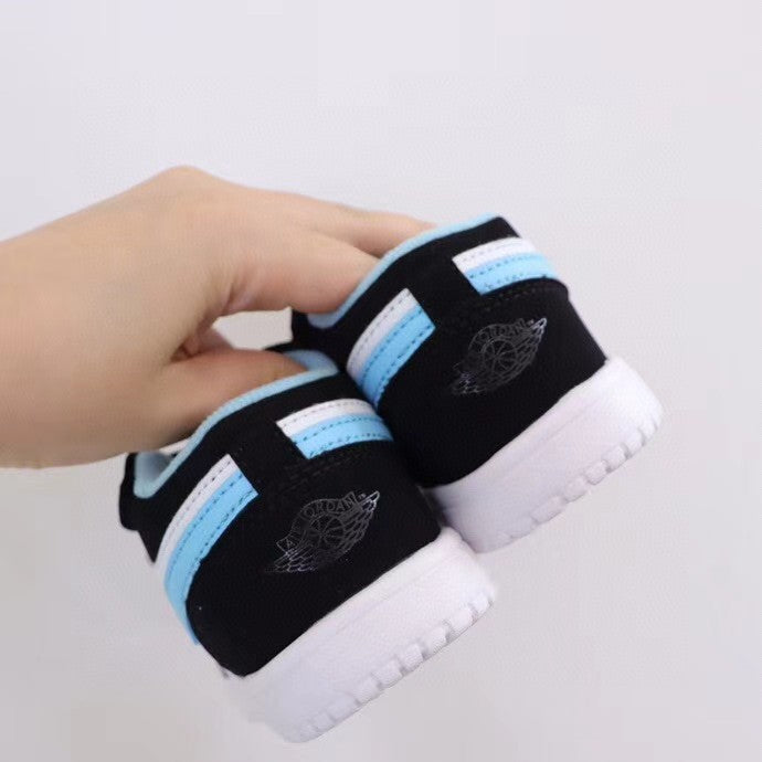 Jordan low top elastic band" white, black, blue"
