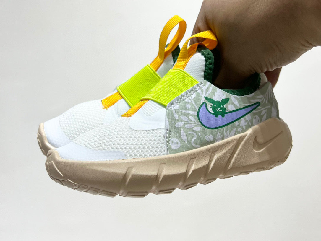 Nike's new barefoot slip" white, green"