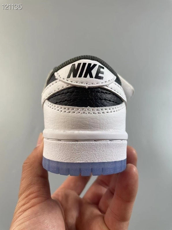 Nike SB single buckle sneakers" white, black"