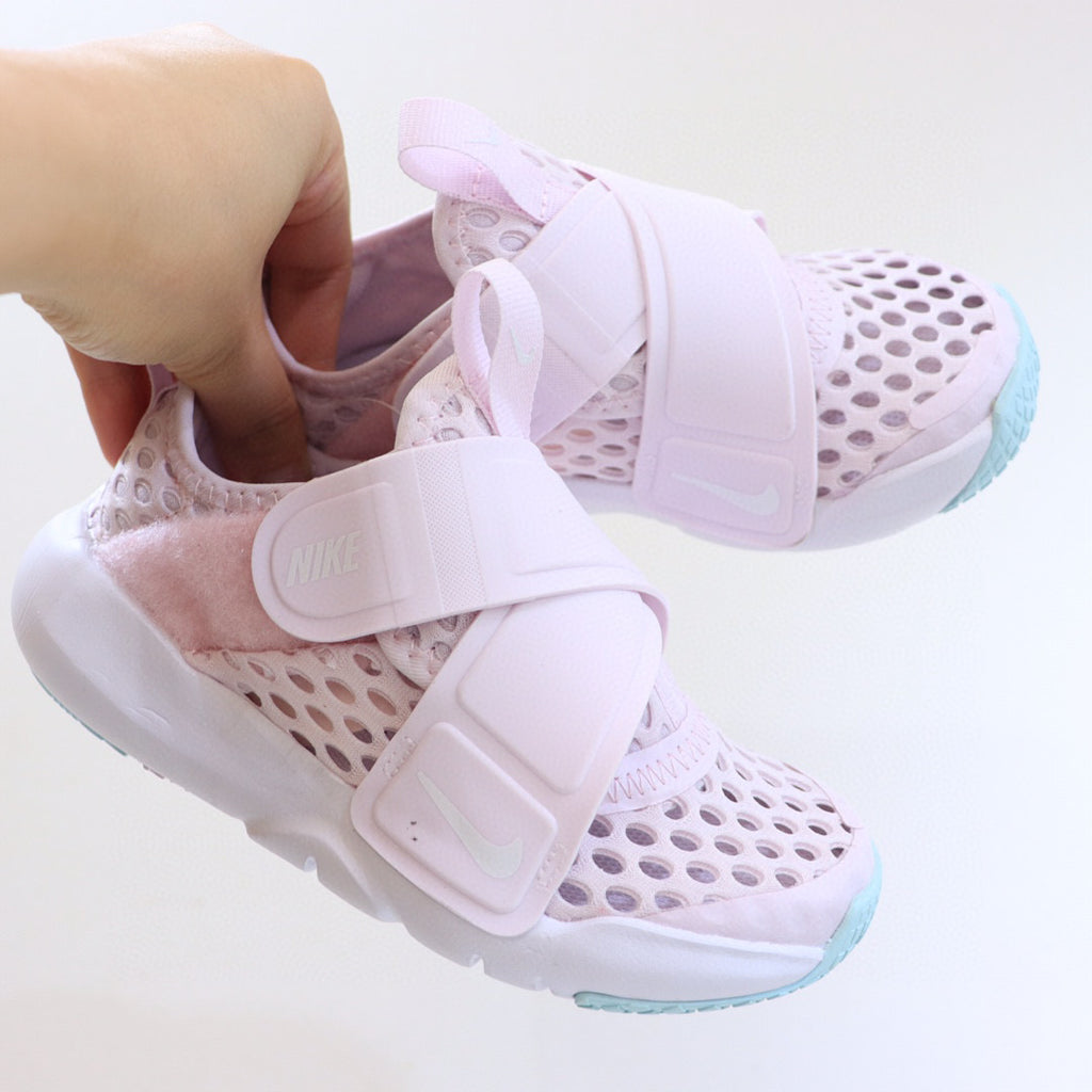 Nike Little UFO Large Mesh Velcro Children's Shoes" light pink"