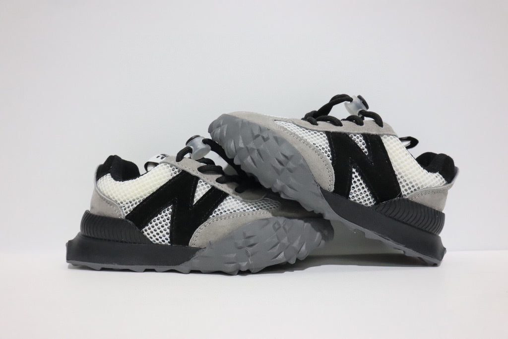 N official website synchronized parallel bars sandals "Gray, black"