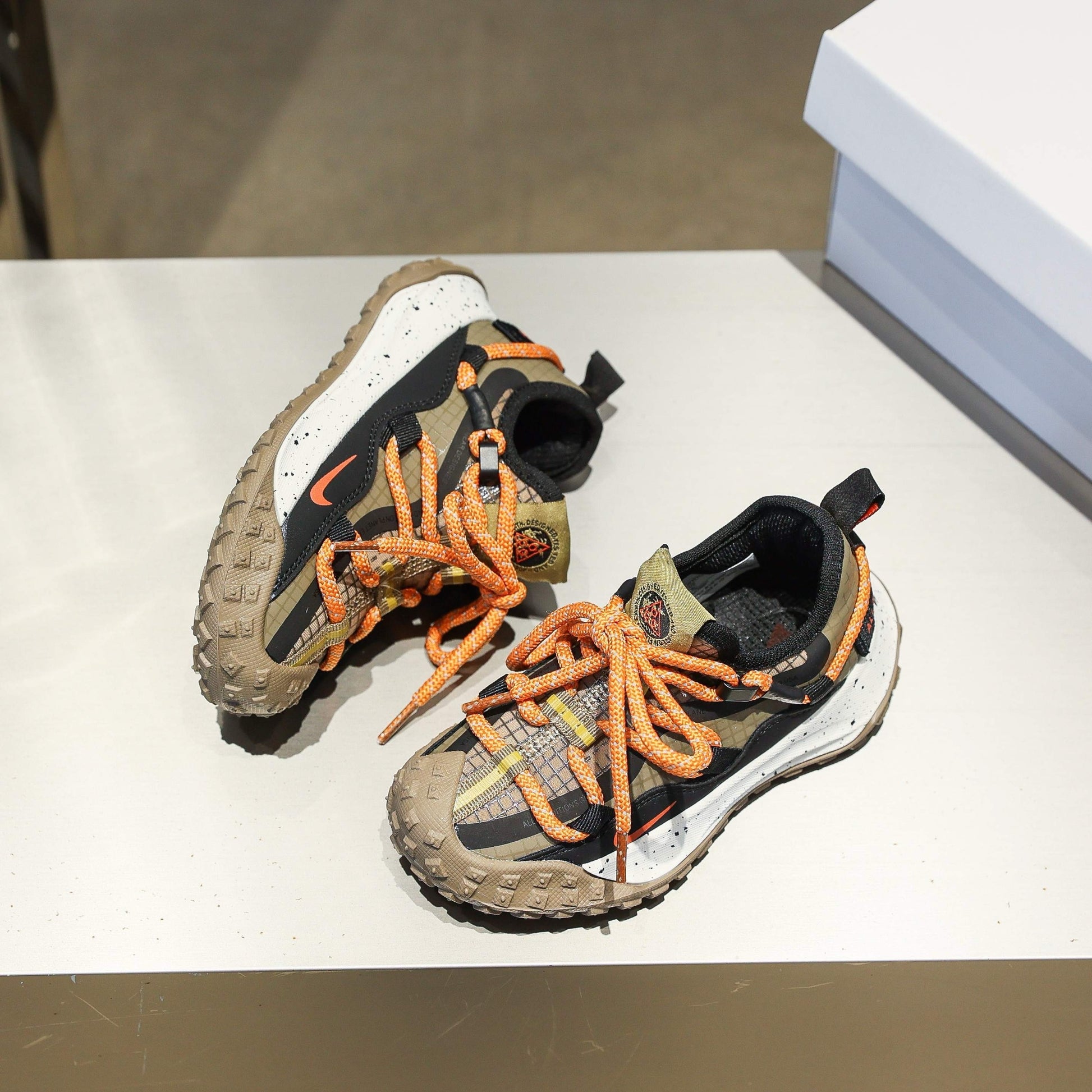 Nike ACG tire-soled hiking shoes