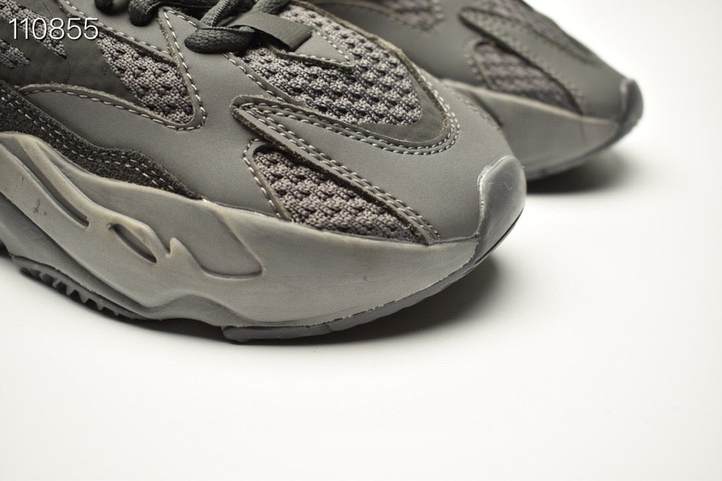 AD Coconut 700 " gray"