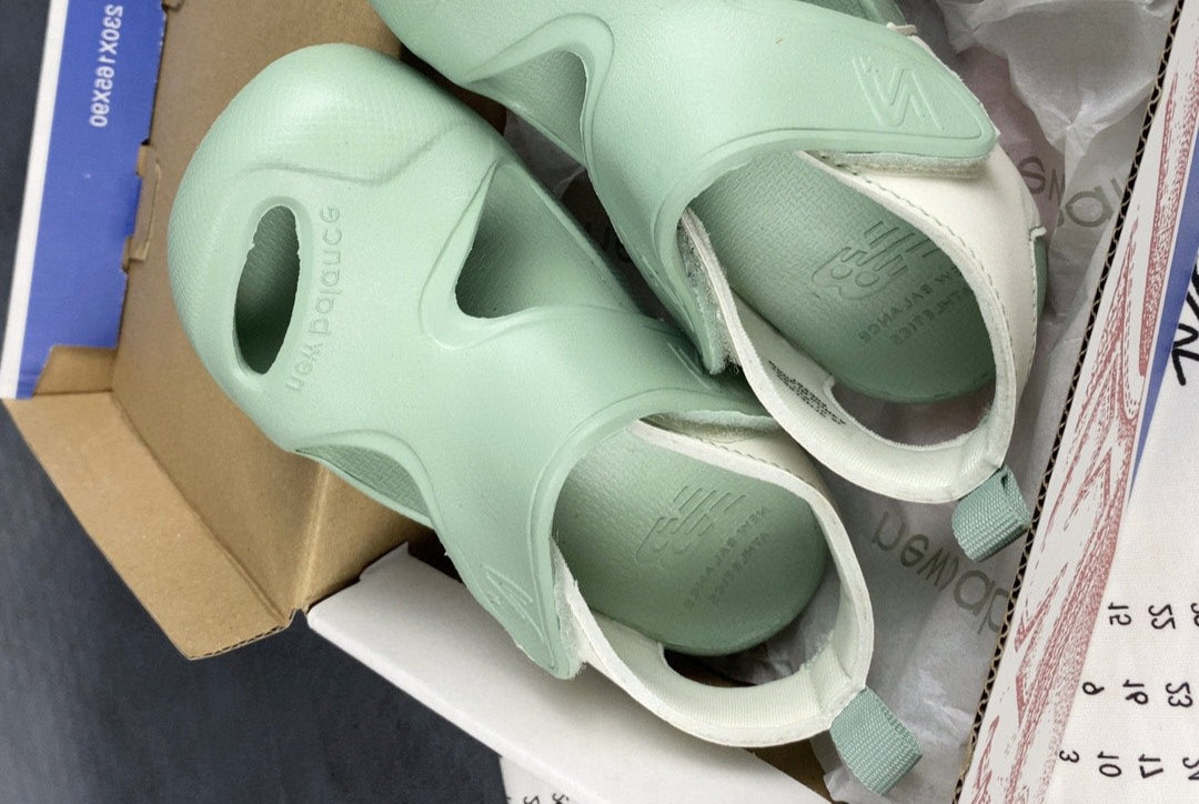 NB airplane hole shoes" seafoam green"
