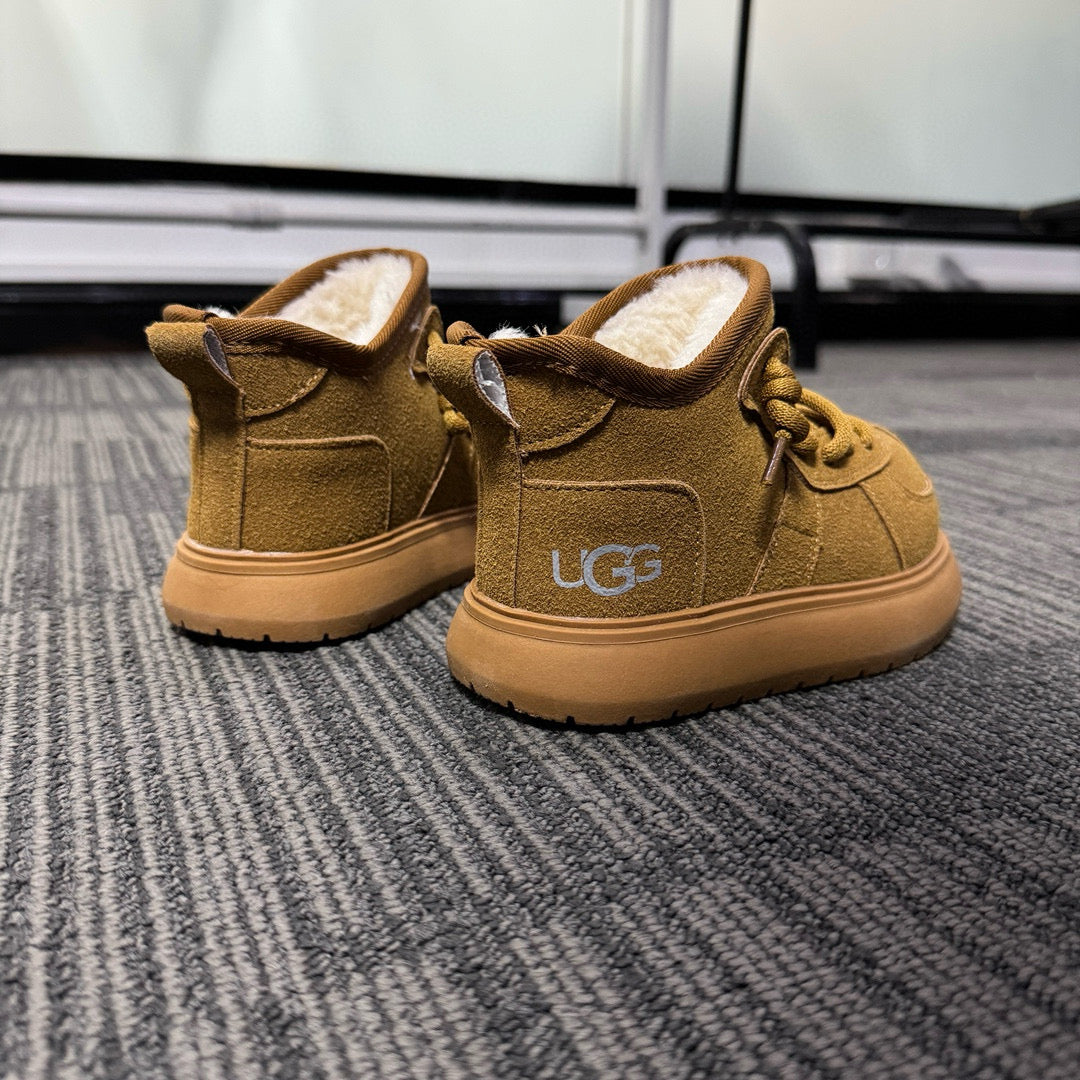 U-GG Capibara Mario Snow Boots" brown"