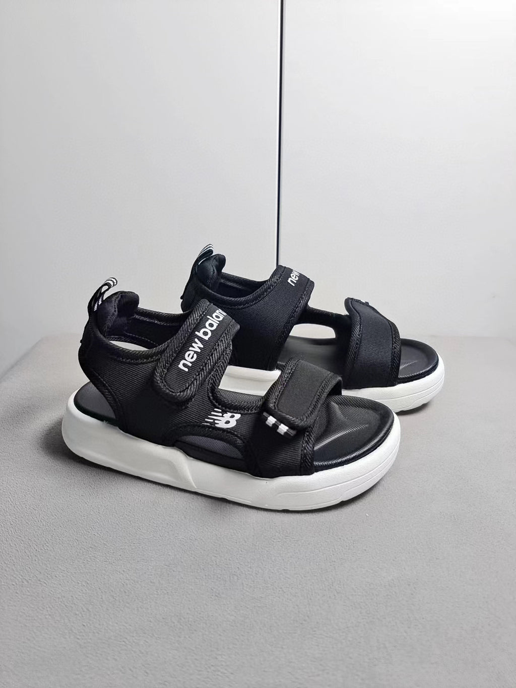 NB double velcro sandals" black"