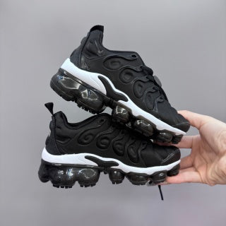 Nike AIR MAX plus full-length air cushion children's sports shoes